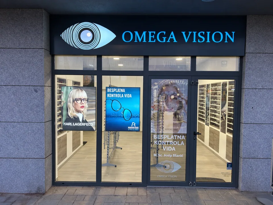Ulaz u optiku Omega Vision u Zadru